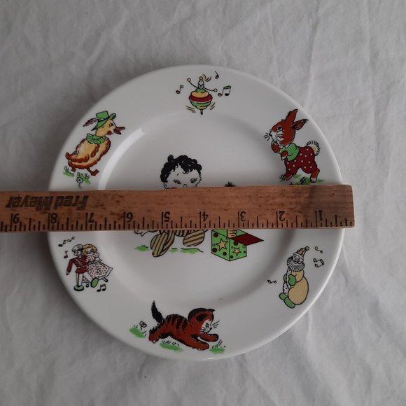 RARE FIND 4-piece set Mayer China - Toyland Pattern - 2 plates, bowl, cup - Picture 16 of 16